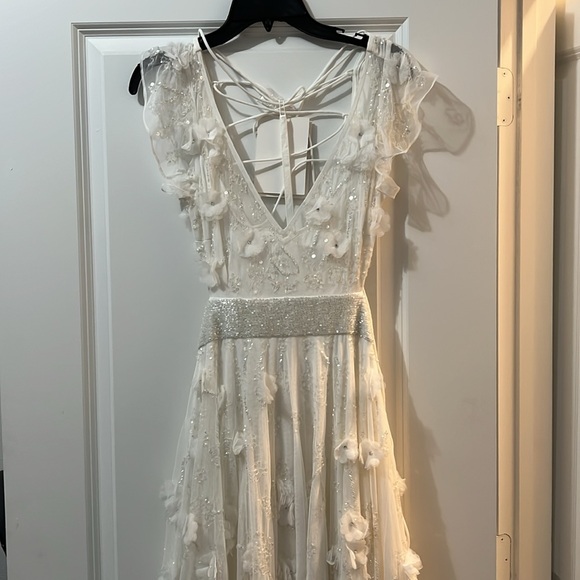 MAC DUGGAL GOWN - Picture 2 of 12